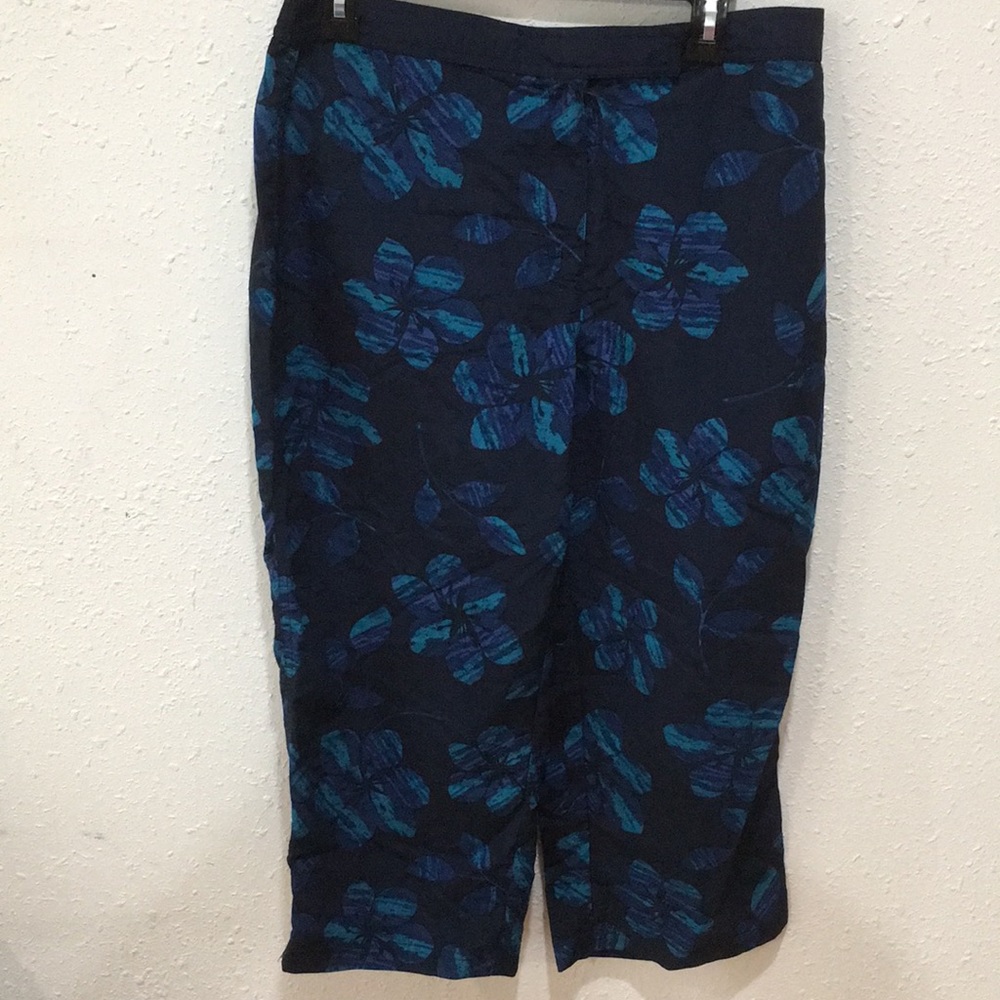 Catalina Pull on Pant Floral Large Crop Patagonia